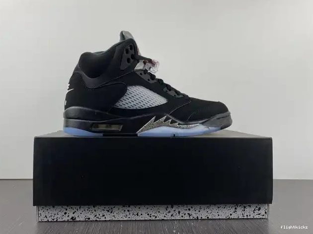 Jordan Metallic Black 845035-003 Retro 5 (2016) 0621